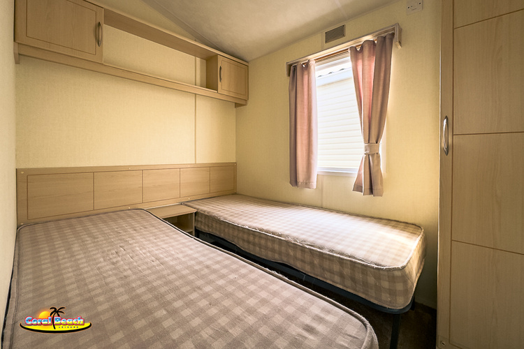 8 berth