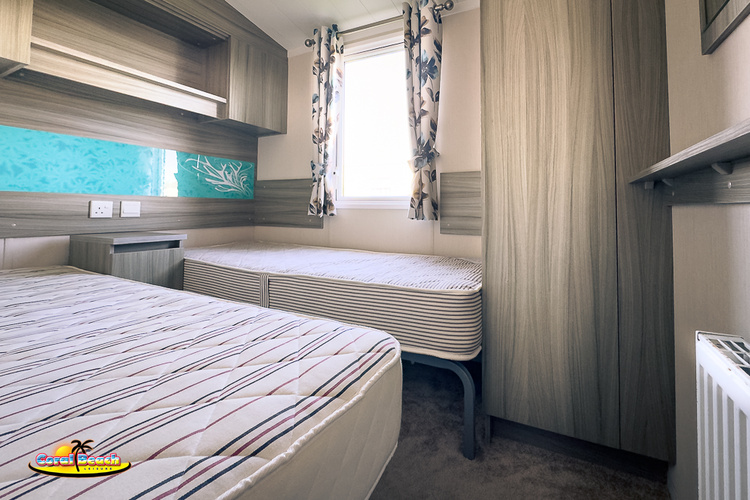 6 berth